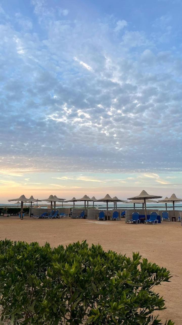 Turtles Aparthotel